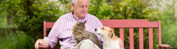 Anziani amici di cani e gatti